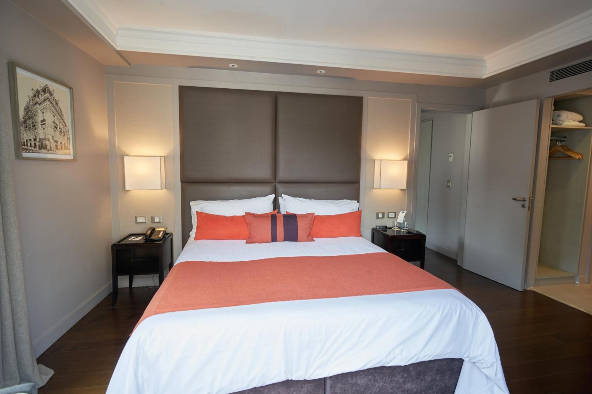 Carles Hotel — Photos 3