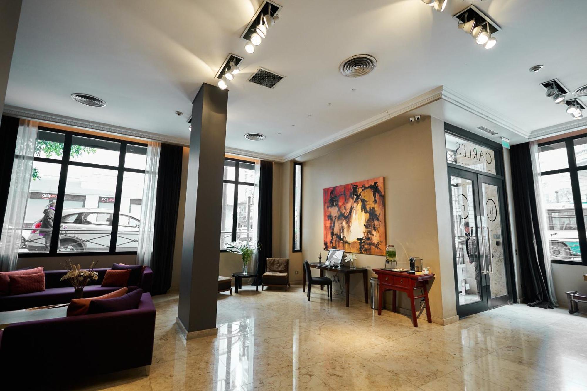 Carles Hotel — Photos 1